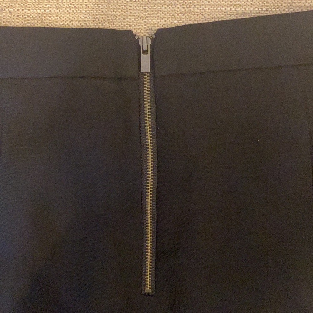 Banana Republic Mini Wrap Skirt 💜 - Picture 5 of 6